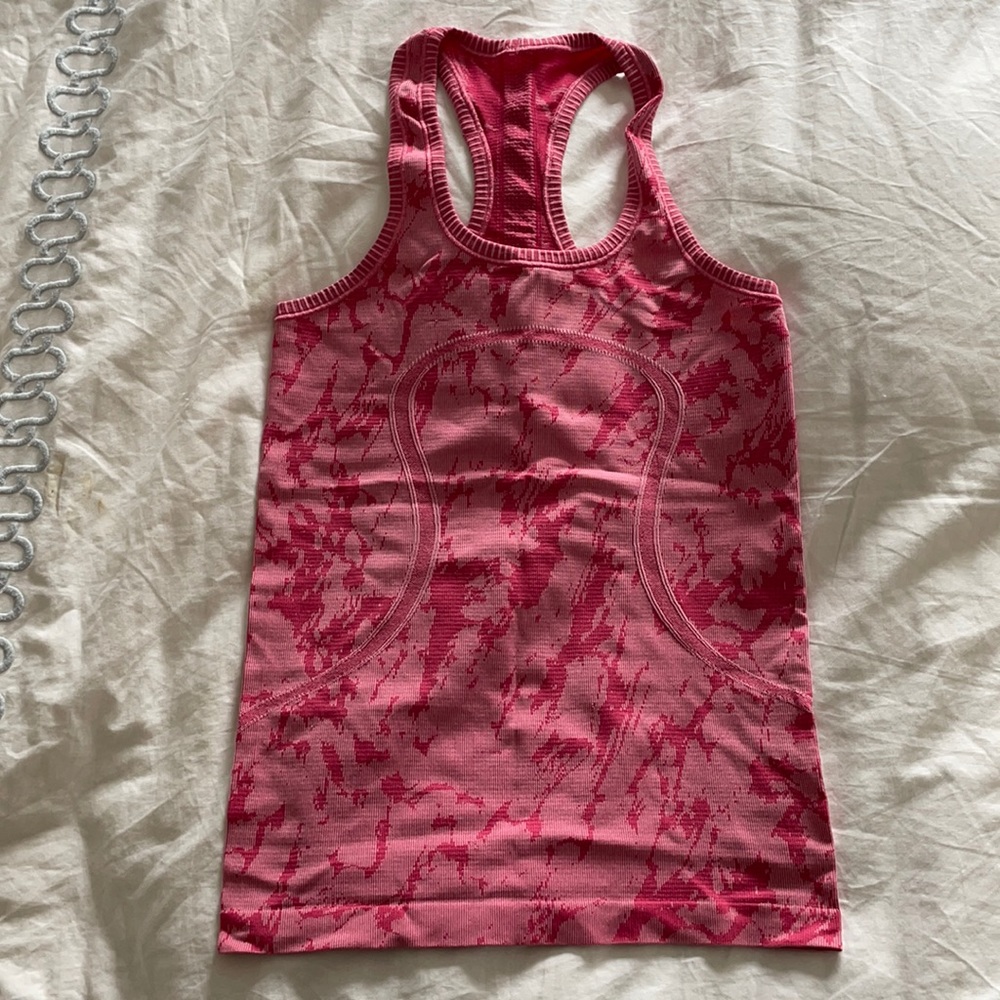 Lululemon Swiftly Tech Tank